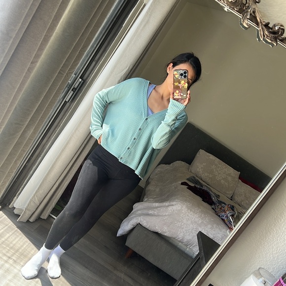 Bundle - Picture 3 of 12